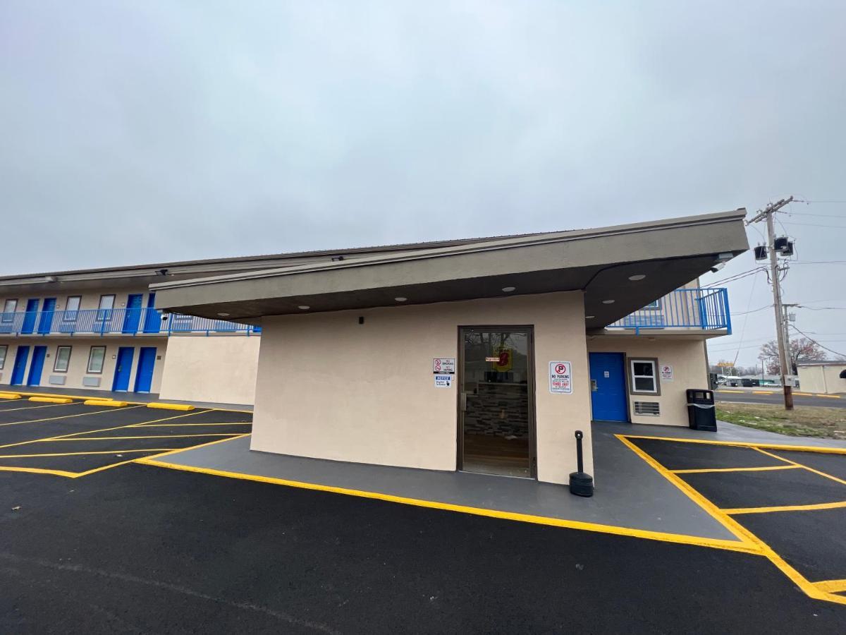 Super 8 By Wyndham Paducah I-24 Exit 4 Hotell Exteriör bild