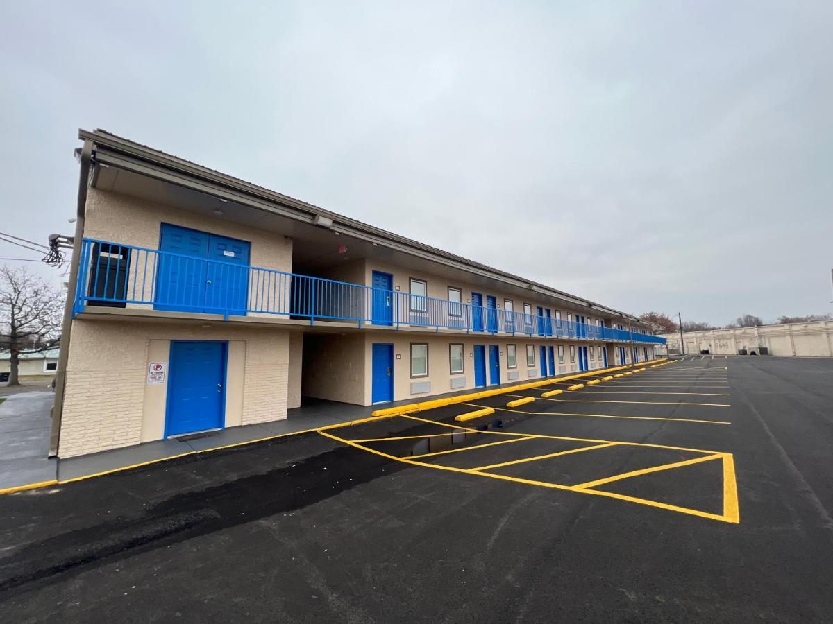 Super 8 By Wyndham Paducah I-24 Exit 4 Hotell Exteriör bild